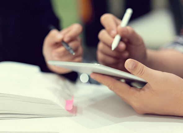 ONTARIO SECONDARY SCHOOL LITERACY COURSE